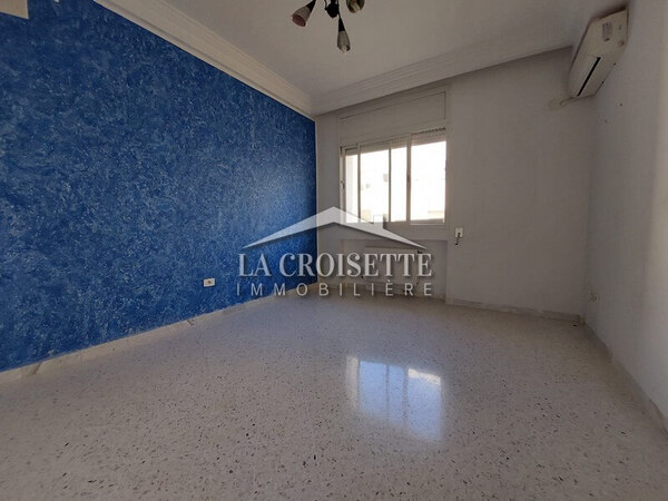 Appartement S+4 à Ain Zaghouan El Wahat